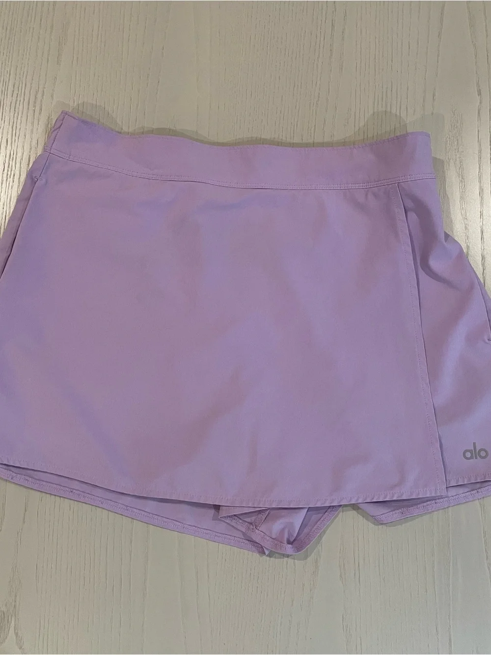 Alo Clubhouse Skort (Violet Skies Lavender Purple) - Medium - Picture 3 of 6